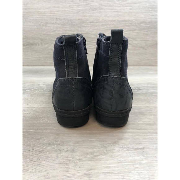 Clarks Whistle Watch Women's Ankle Boots Black Leather 8 Casual Comfort Shoes - Picture 4 of 11